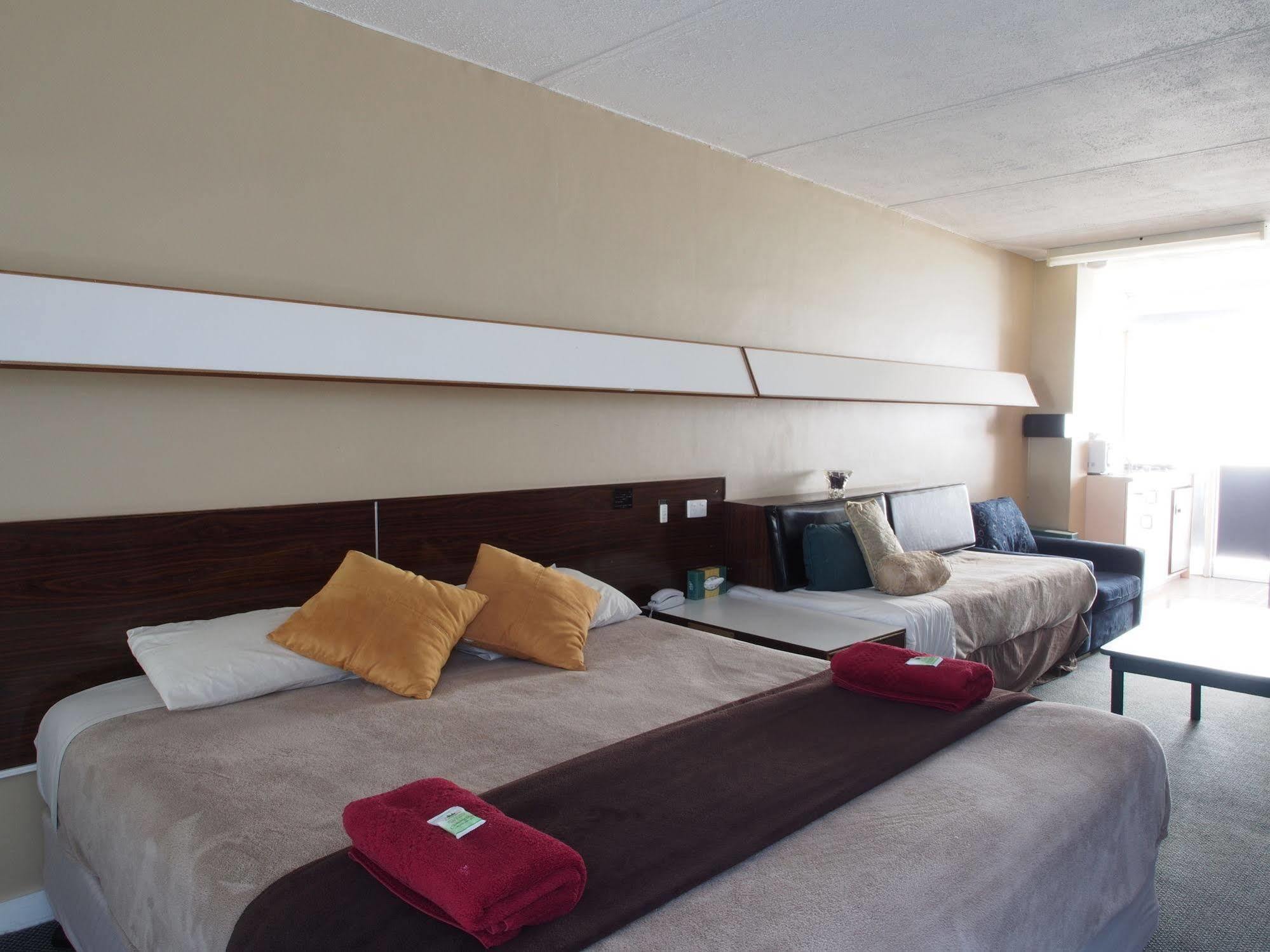 City Beach Motel Wollongong Exterior photo