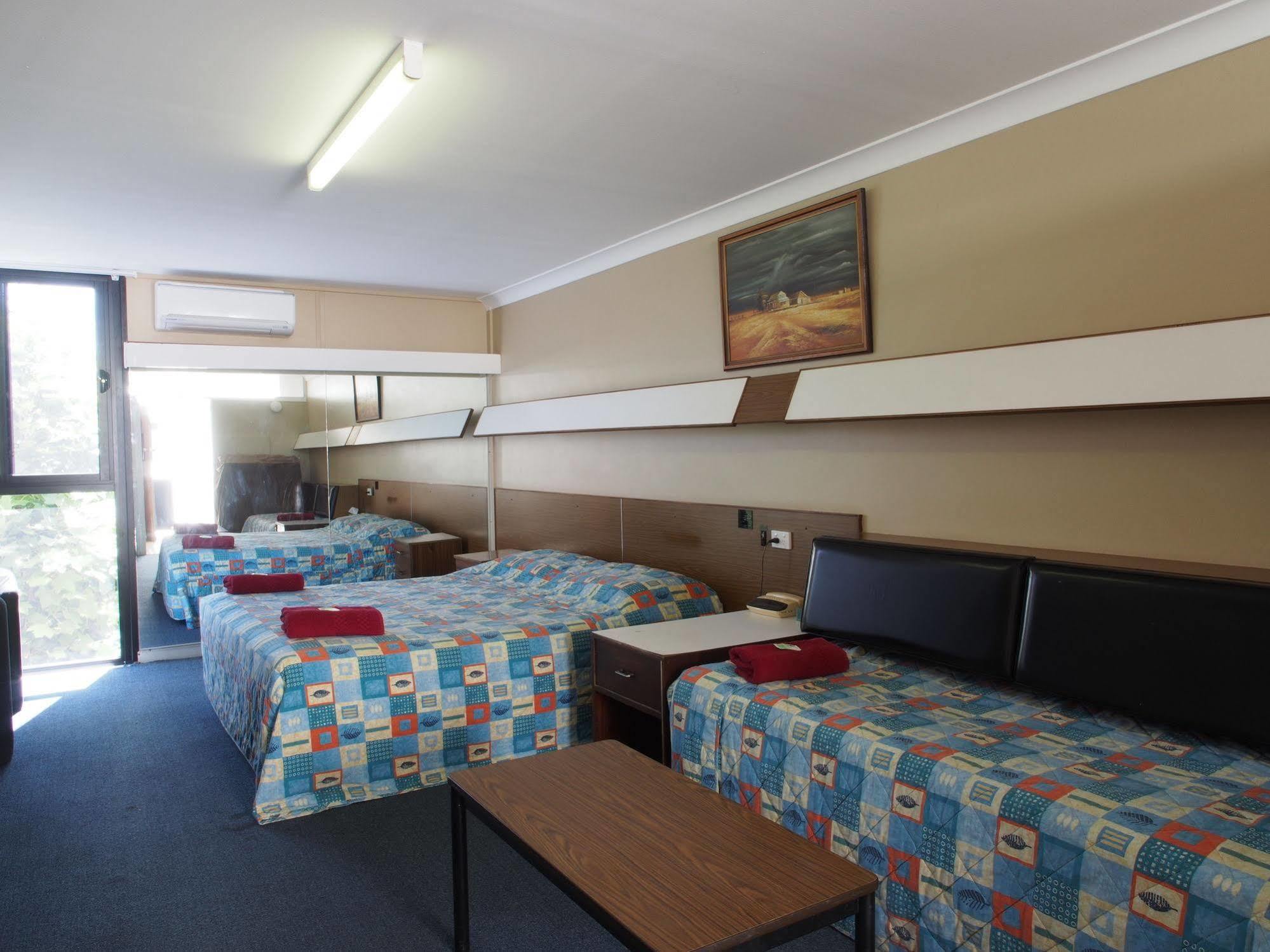 City Beach Motel Wollongong Exterior photo